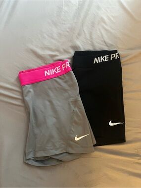 Nike pro bundle